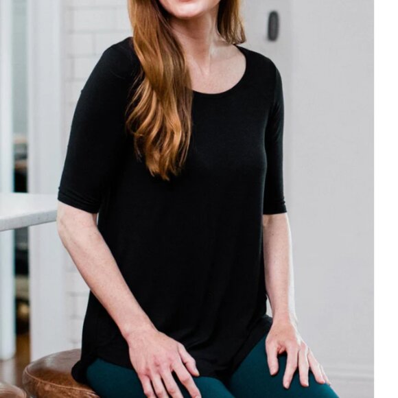 Yala Sandy Relaxed Fit Scoop Neck Short Sleeve Bamboo Top Black - Picture 1 of 3